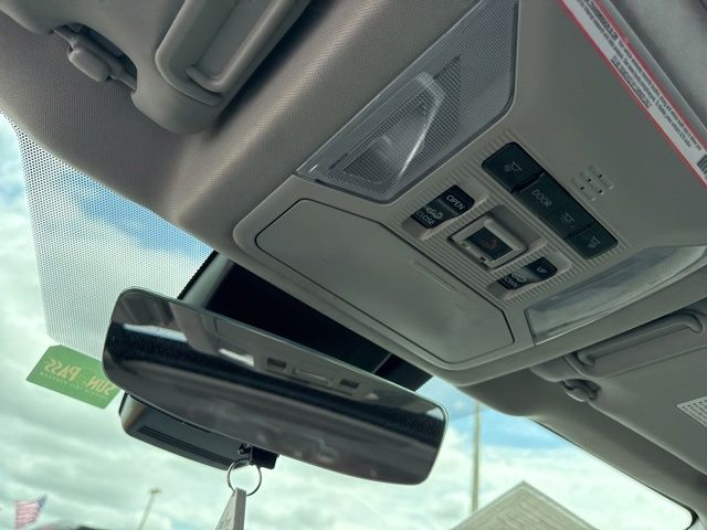 2024 Toyota RAV4 XLE Premium - Photo 20