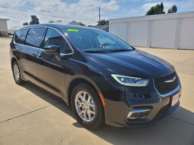 2024 Chrysler Pacifica Touring L FWD   