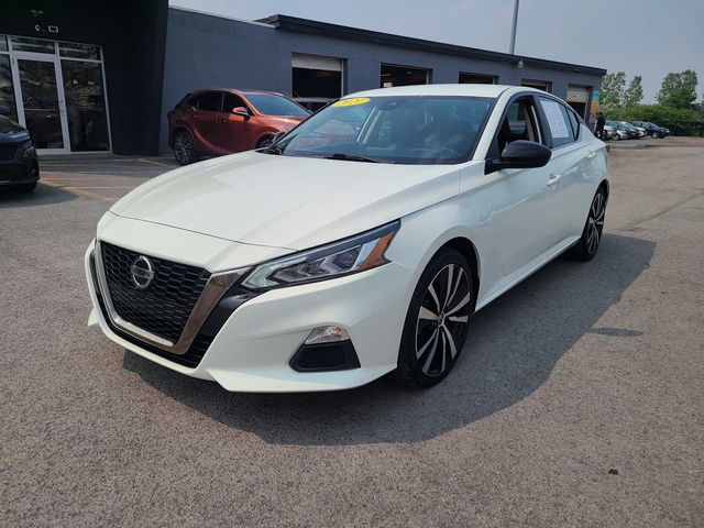 Glacier White 2021 Nissan Altima Sedan Front-Wheel Drive Continuously Variable Transmission
