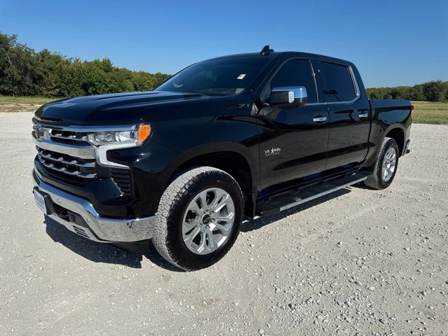 Black 2025 Chevrolet Silverado 1500 Pickup Truck Four-Wheel Drive Automatic