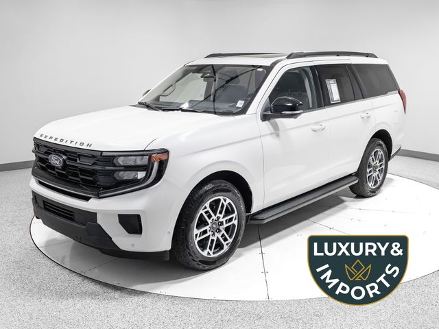 White Metallic 2025 Ford Expedition Active 4WD SUV / Crossover Four-Wheel Drive Automatic