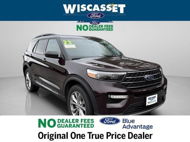 Jewel Red Metallic Tinted Clearcoat 2023 Ford Explorer XLT AWD SUV / Crossover All-Wheel Drive Automatic