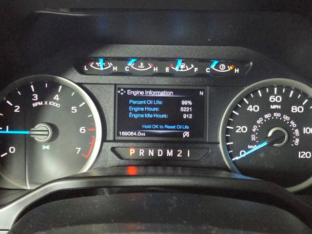 2015 Ford F-150 XLT photo 20