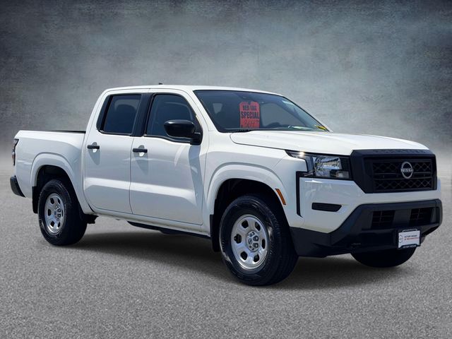 Glacier White 2022 Nissan Frontier Pickup Truck Four-Wheel Drive 9-Speed Automatic
