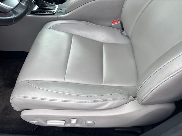 2014 Toyota Highlander XLE - Photo 12