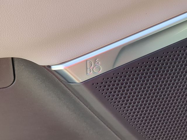 New 2026 Agate Black Metallic Ford Platinum® image 21
