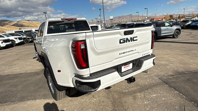 2025 GMC Sierra 3500HD Denali Ultimate 5