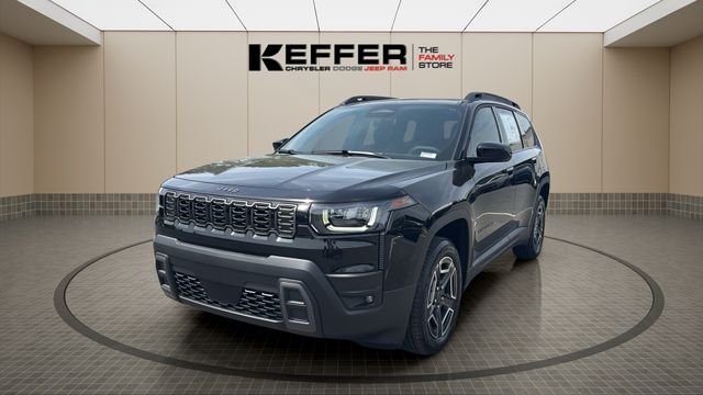 Diamond Black Crystal Pearlcoat 2026 Jeep Cherokee Laredo 4WD SUV / Crossover Four-Wheel Drive Continuously Variable Transmission