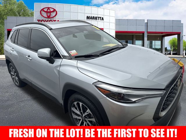 2024 Toyota Corolla Cross XLE FWD