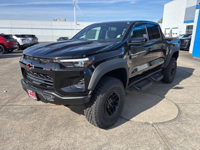 View vehicle photo 4