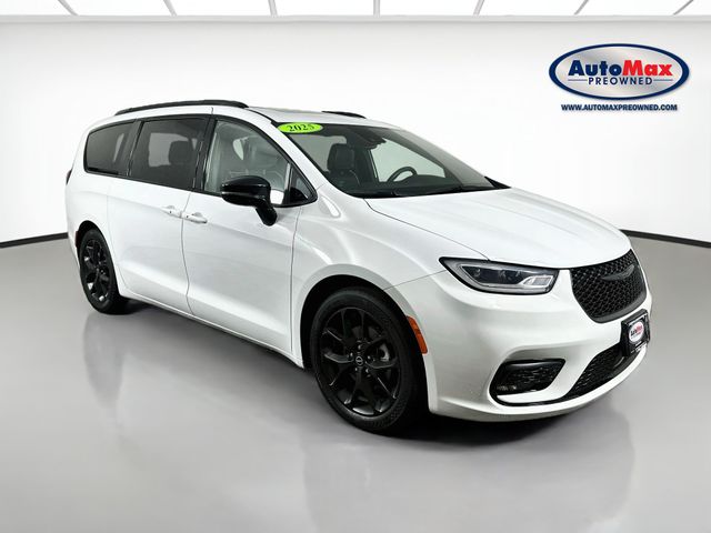 Bright White Clearcoat 2025 Chrysler Pacifica Minivan Front-Wheel Drive 9-Speed Automatic