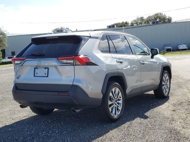 2021 Toyota RAV4 XLE Premium 5