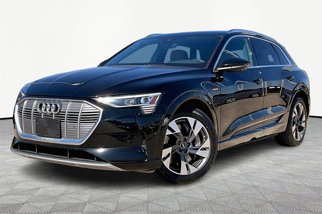 2022 Audi e-tron Premium Plus quattro AWD