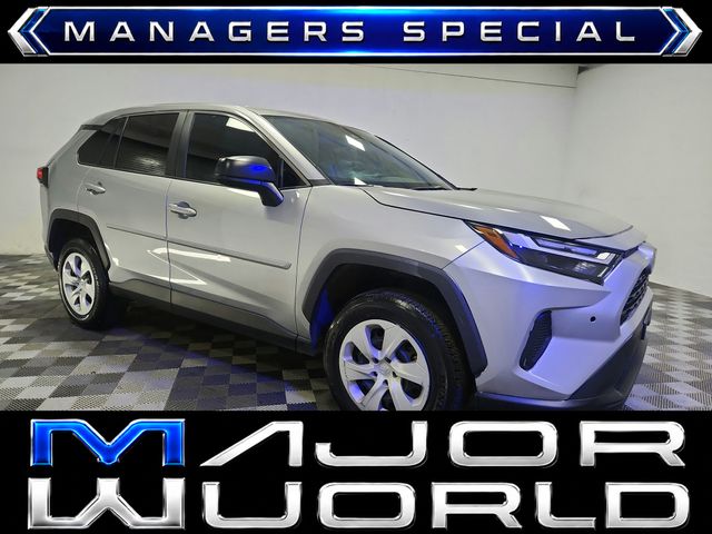 2025 Toyota RAV4 LE AWD
