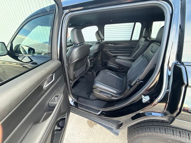 2024 Jeep Grand Cherokee L Altitude:46914A