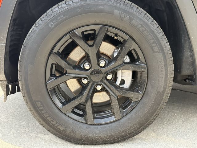 2025 Jeep Grand Cherokee Altitude Black at River Oaks CDJR