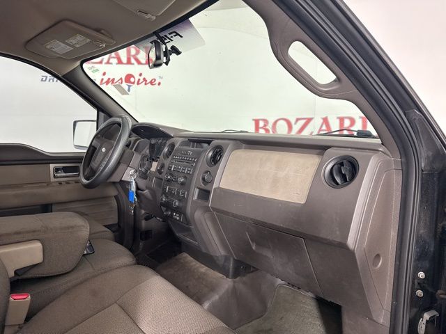 2010 Tuxedo Black Ford F-150 STX RWD Truck