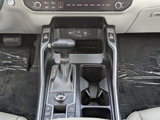 Used 2024 Kia Sorento SUV