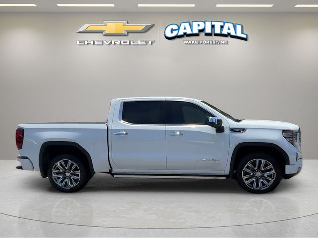 Used 2024 White GMC Denali image 7