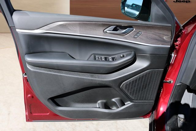 New Car 2025 Jeep Grand Cherokee  Limited For Sale Under $50,000 In Austin, Texas