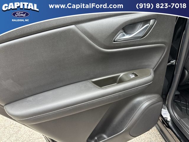 Used 2023 Black Chevrolet LT image 17