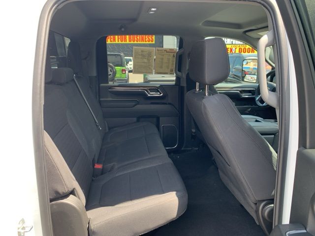 2024 Chevrolet Silverado 3500HD LT photo