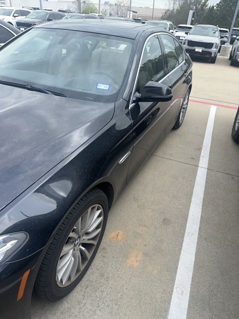 2015 BMW 5 Series 528i Sedan RWD