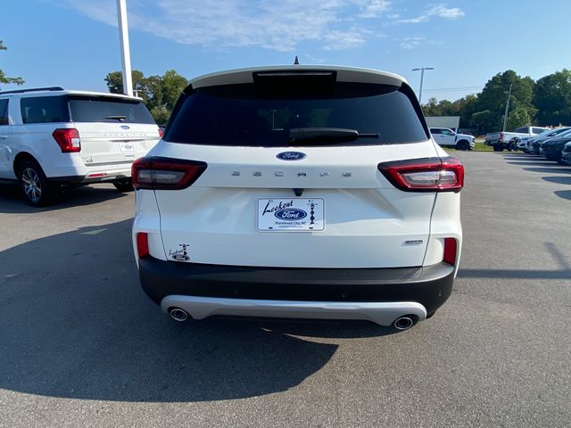 2024 Ford Escape Plug-In Hybrid 6