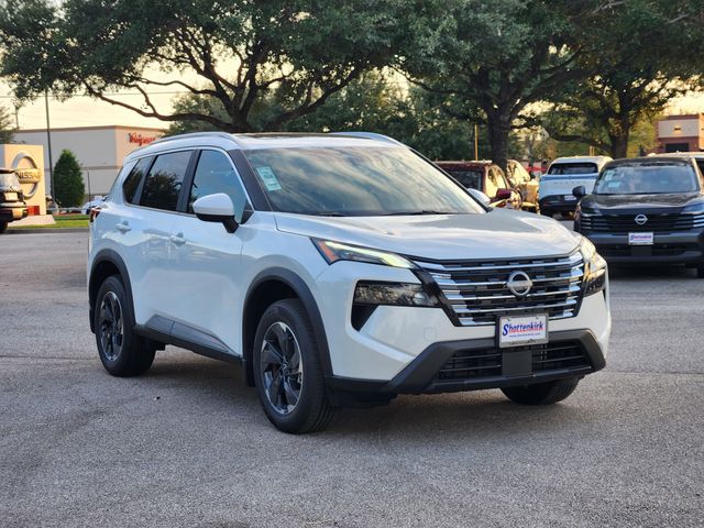 2026 Nissan Rogue SV photo 2