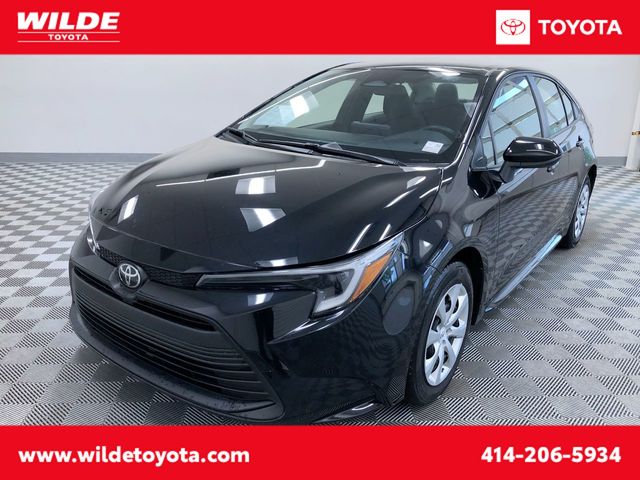2026 Toyota Corolla Hybrid LE FWD