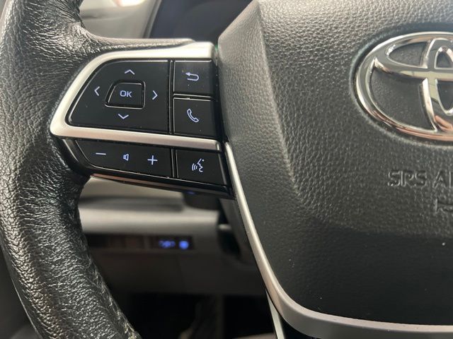 Used 2023 Toyota Sienna Van