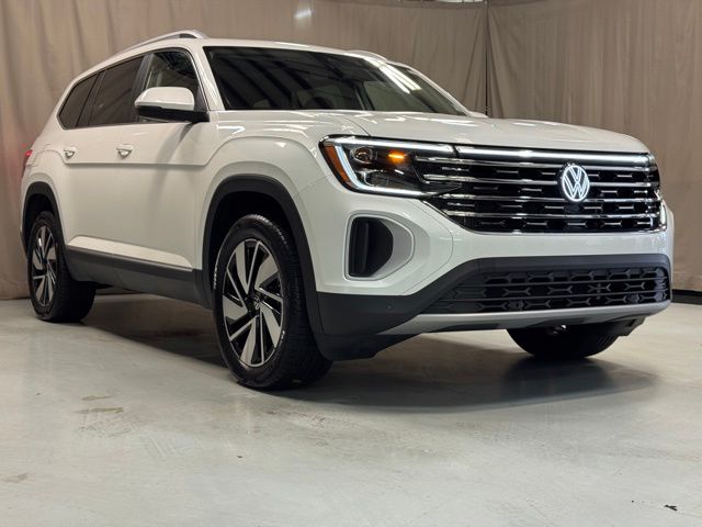 Opal White 2025 Volkswagen Atlas SEL 4Motion SUV / Crossover All-Wheel Drive 8-Speed Automatic