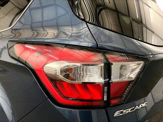 2018 Ford Escape SEL Blue at Audi Porsche Sewickley