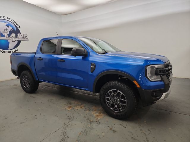 New 2025 Blue Ford XLT image 11