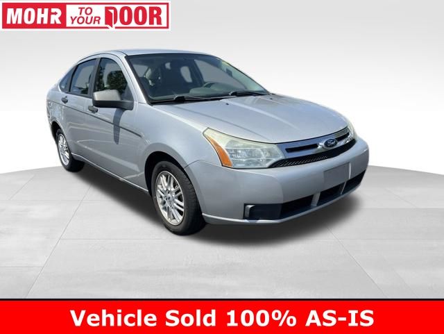 Silver 2009 Ford Focus SE Sedan Front-Wheel Drive 4-Speed Automatic