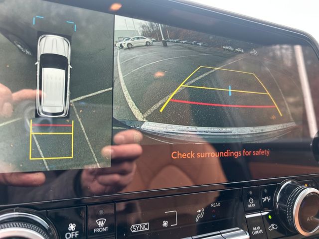 new 2025 Toyota Highlander Hybrid car, priced at $57,546