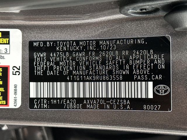 2024 Toyota Camry SE 31