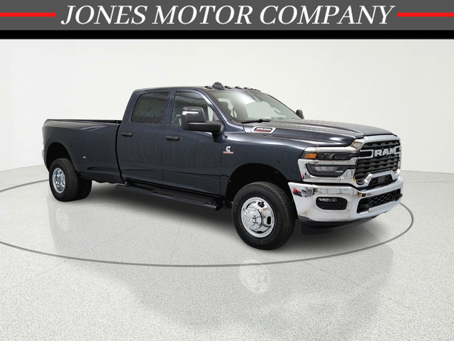 2026 RAM 3500 Tradesman Crew Cab LB DRW 4WD