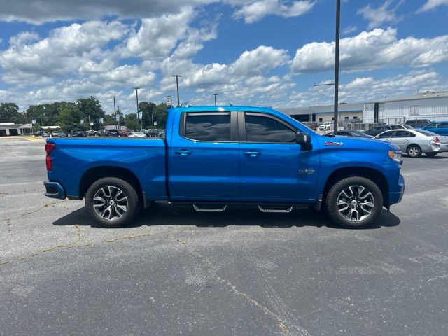 Used 2022 Blue Chevrolet RST image 5