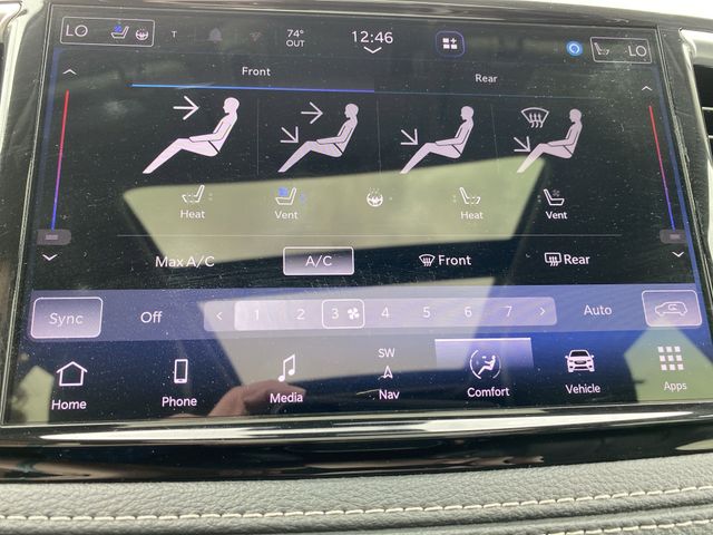 2023 Chrysler Pacifica Limited photo
