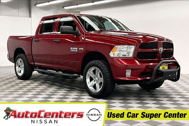 2015 RAM 1500 Express Crew Cab 4WD