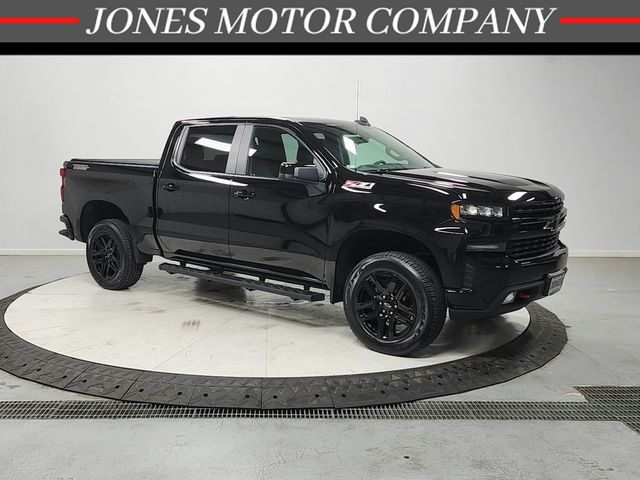 Black 2022 Chevrolet Silverado 1500 LT Trail Boss Crew Cab 4WD Pickup Truck Four-Wheel Drive Automatic