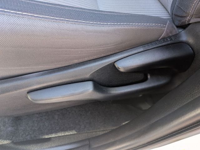 2014 Toyota RAV4 - Image 14