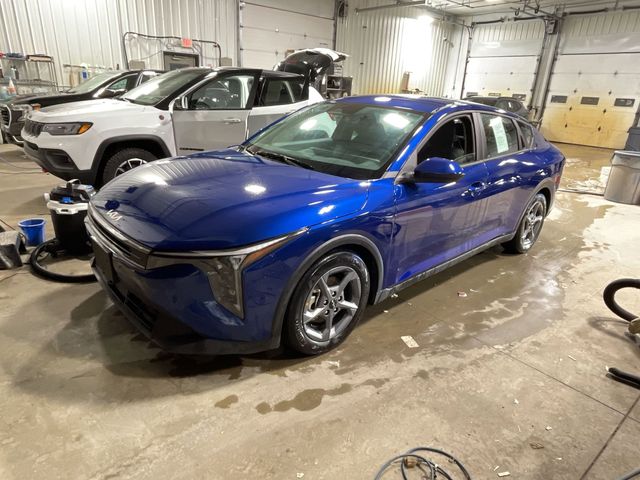 2025 Kia K4 LXS FWD