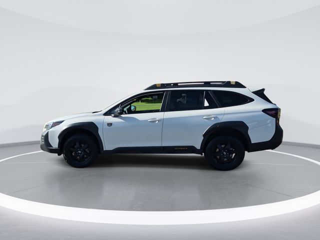 Used 2023 Crystal White Pearl Subaru Wilderness image 5