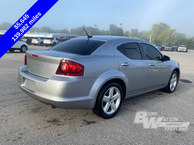 2013 Dodge Avenger SE 4