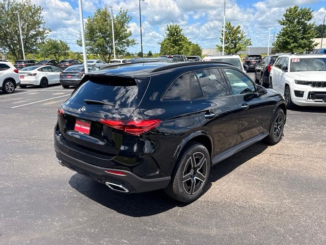 New 2026 Black Mercedes-Benz GLC 300 image 5