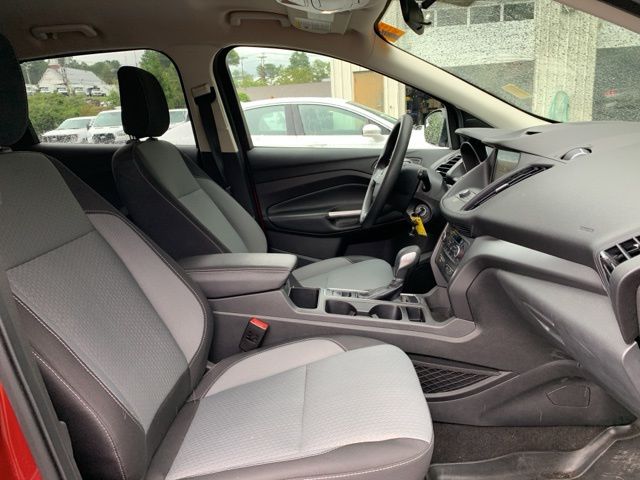 2018 Ford Escape SE 10