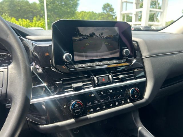 2025 Nissan Pathfinder SV - Photo 25
