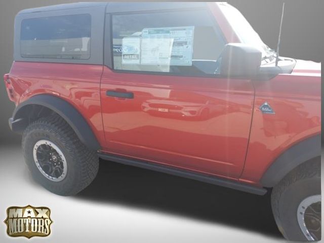 2024 Ford Bronco Black Diamond 8